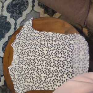 Lula Roe szSm Gray Poka Dot tunic